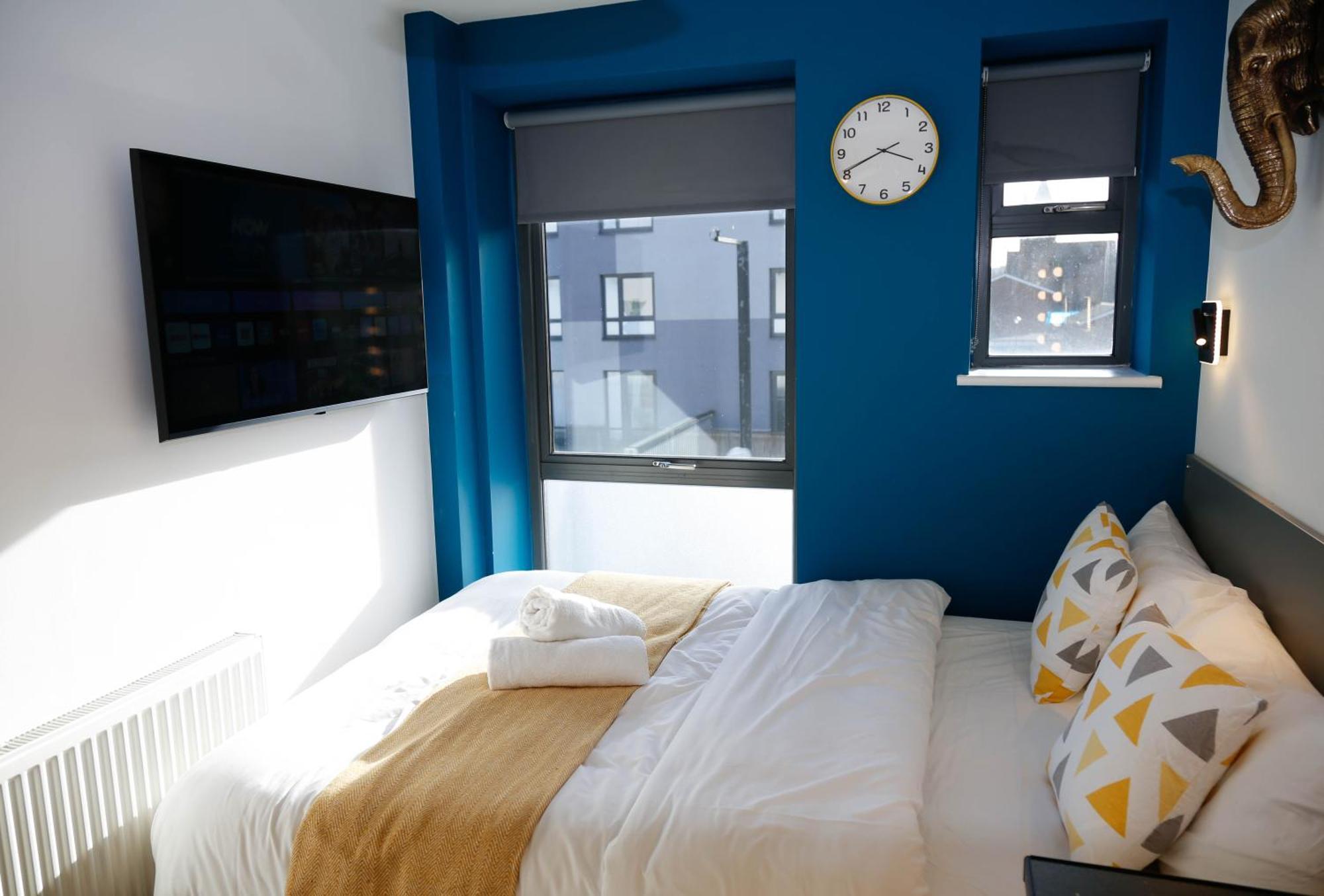 New Luxury Rooms In The Heart Of London Next To Shops, Cafes, Bars & Metro With Shared Bathrooms Exterior photo